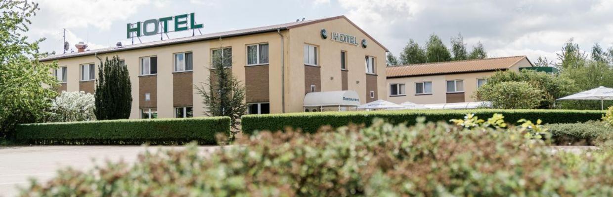 Hotel Falkenhagen Pritzwalk Esterno foto